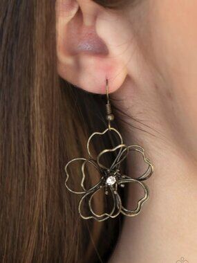 Paparazzi Jewelry Accessories - Petal Power - Brass Earrings - Vintage